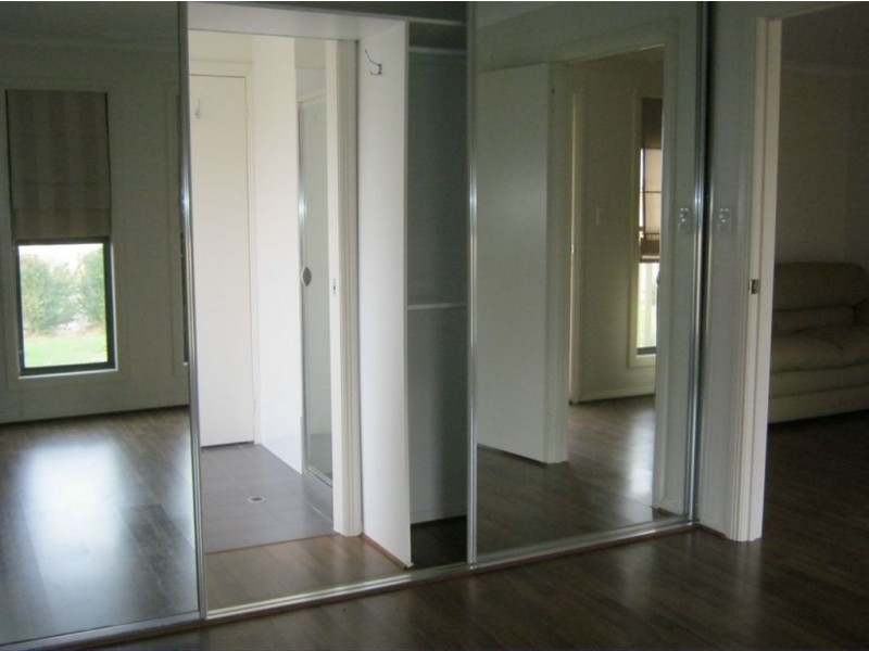 13 Cairns Crescent, Riverton SA 5412