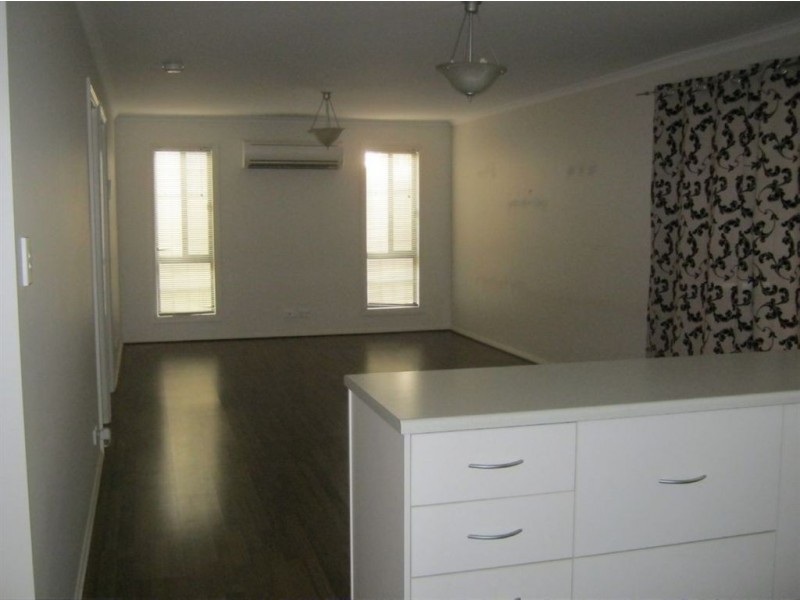 13 Cairns Crescent, Riverton SA 5412