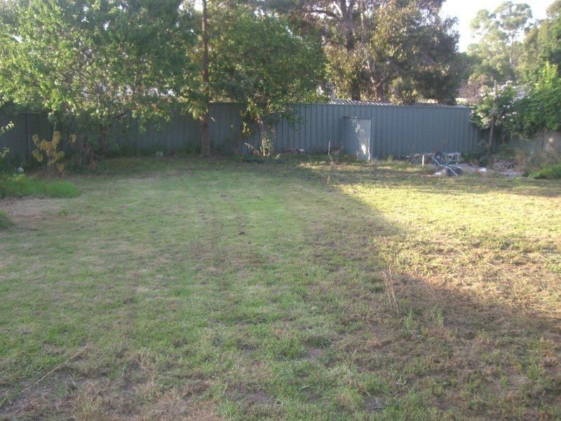 18 Calomba Crescent, Happy Valley SA 5159