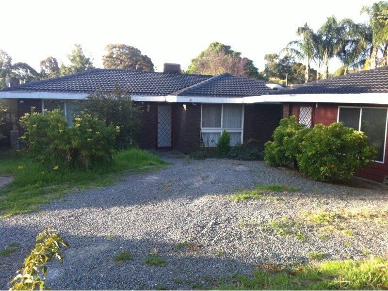 18 Calomba Crescent, Happy Valley SA 5159