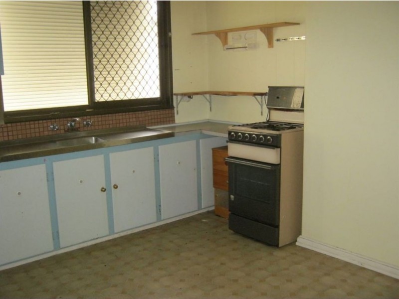 32 Redward Ave, Greenacres SA 5086