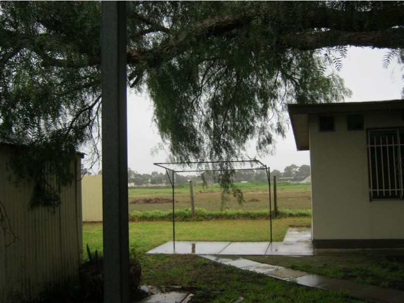 32 Redward Ave, Greenacres SA 5086