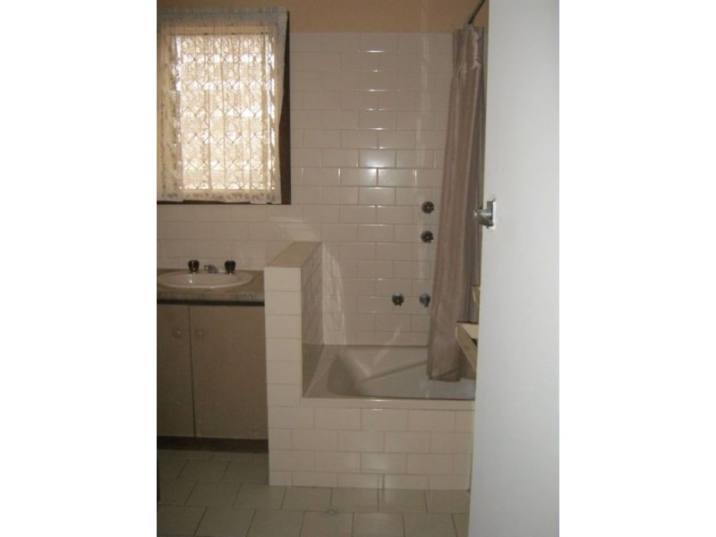 21 Leander Crescent, Greenacres SA 5086