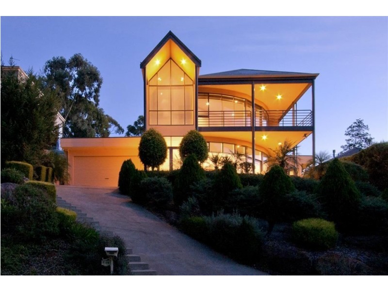 14B St Albans Drive, Burnside SA 5066