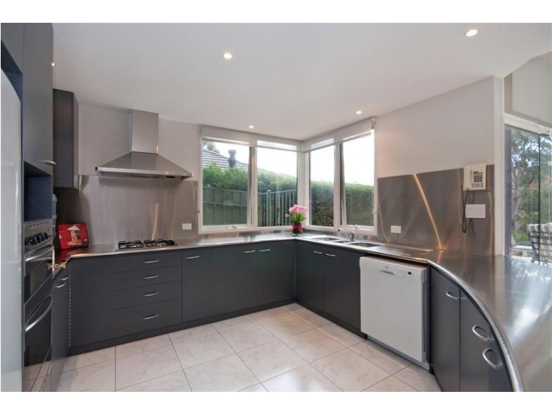 14B St Albans Drive, Burnside SA 5066