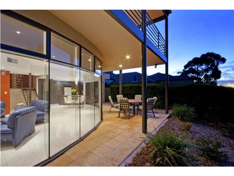 14B St Albans Drive, Burnside SA 5066