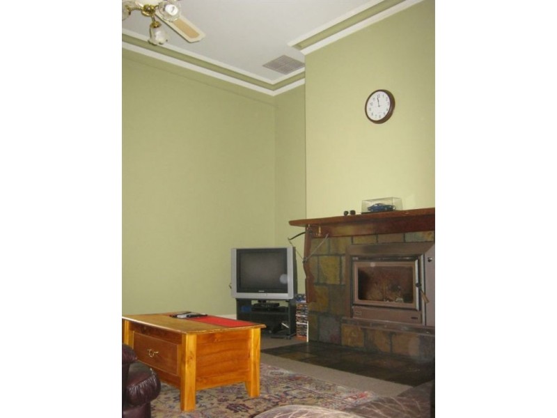 1 Weymouth Street, Manoora SA 5414