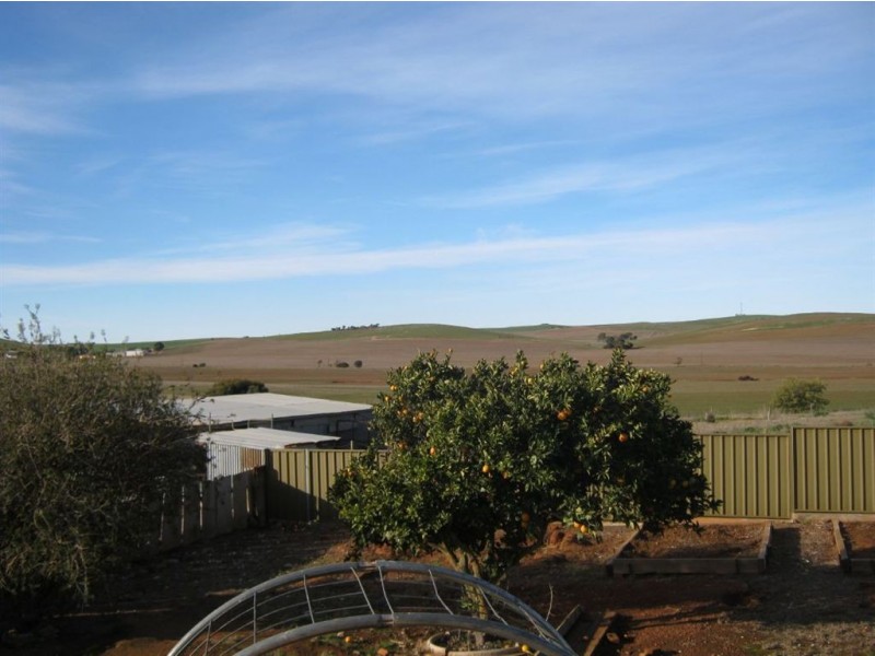 RSD Range Road Hansborough, Via, Kapunda SA 5373