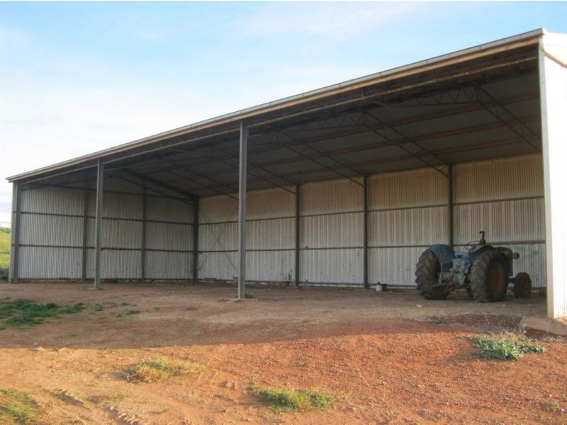 RSD Range Road Hansborough, Via, Kapunda SA 5373