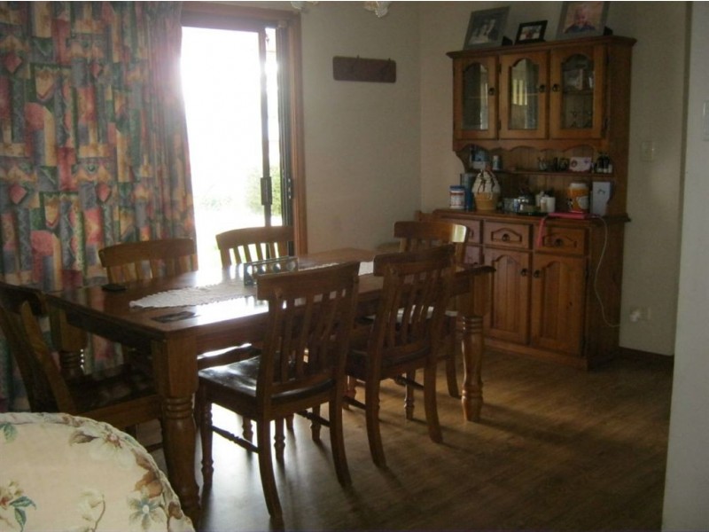 42 Masters Street, Riverton SA 5412