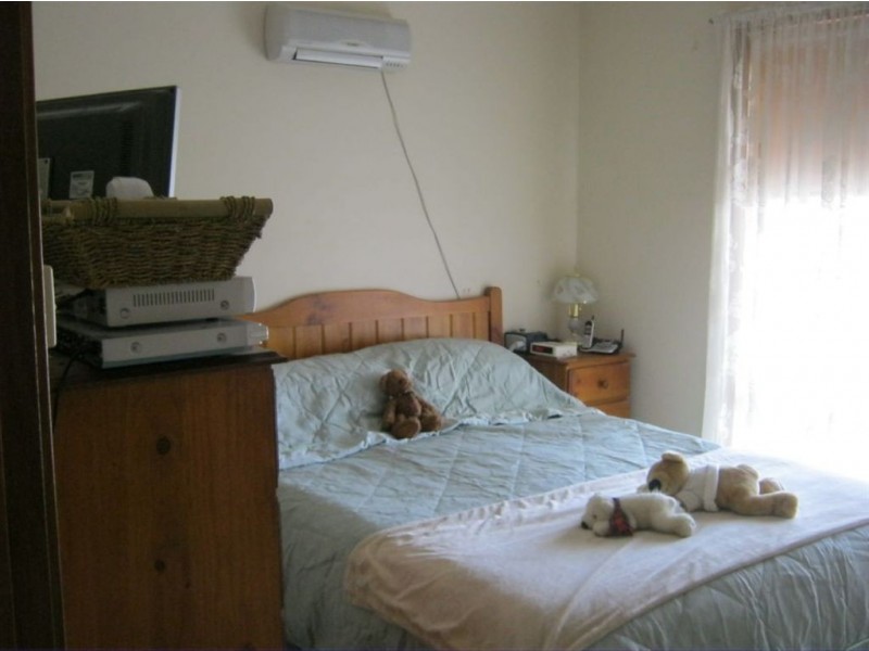 42 Masters Street, Riverton SA 5412