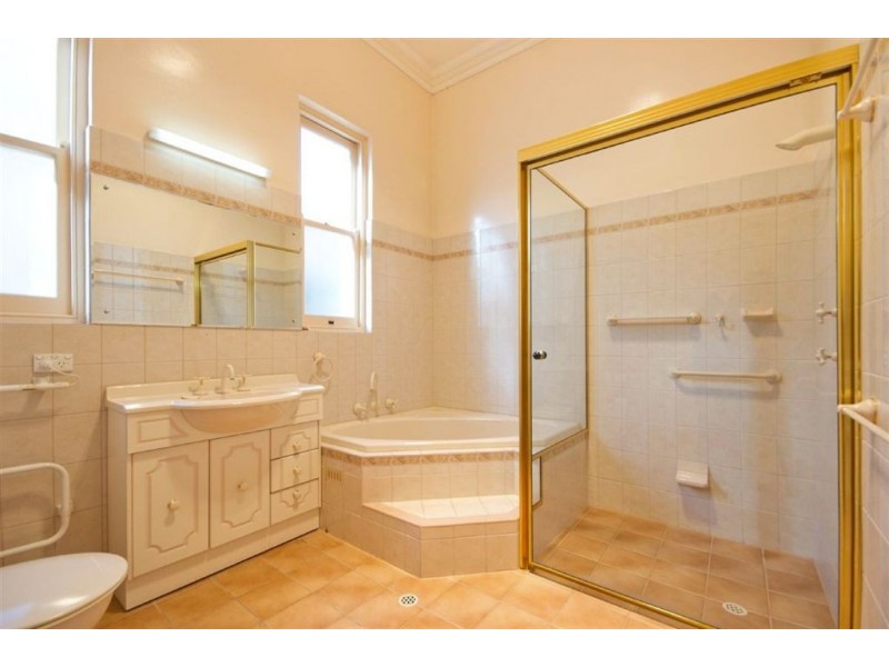 16 Second Avenue, St Peters SA 5069