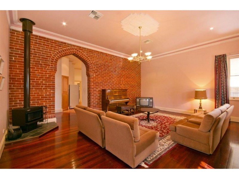 16 Second Avenue, St Peters SA 5069