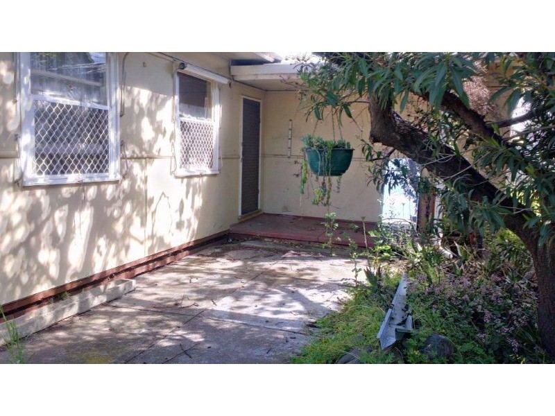 12 Porchester Street, Campbelltown SA 5074