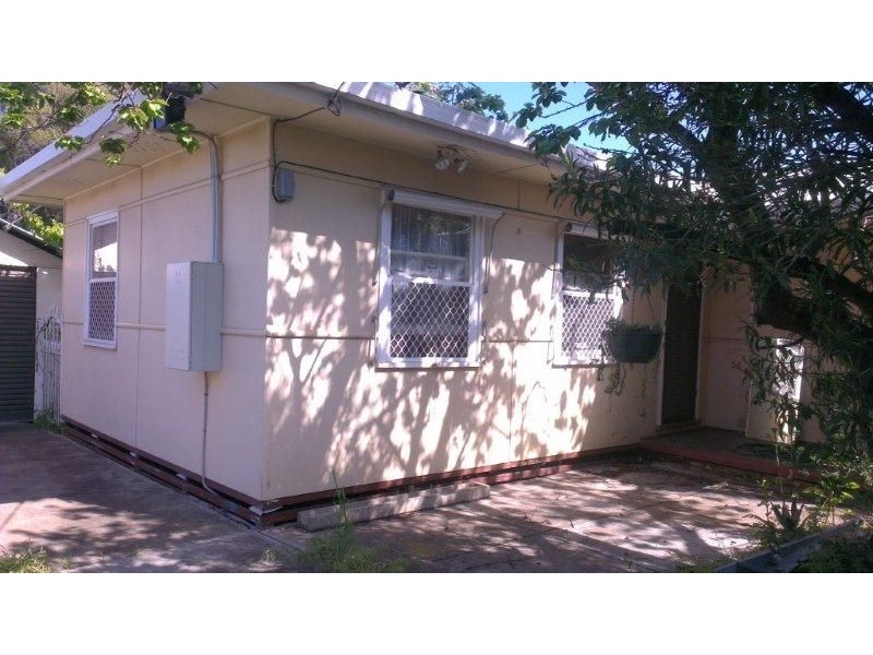 12 Porchester Street, Campbelltown SA 5074