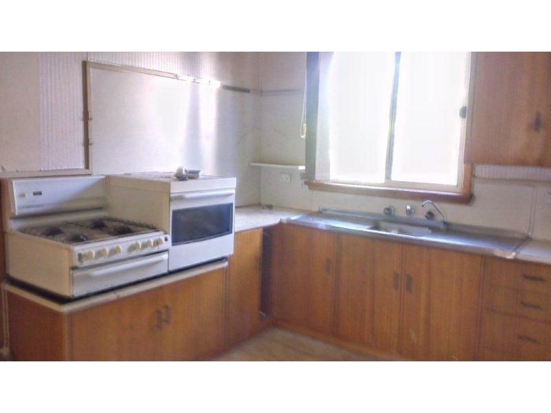 12 Porchester Street, Campbelltown SA 5074