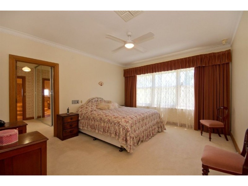 26 Allendale Grove, Stonyfell SA 5066