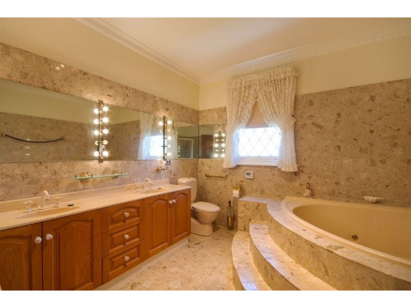 26 Allendale Grove, Stonyfell SA 5066