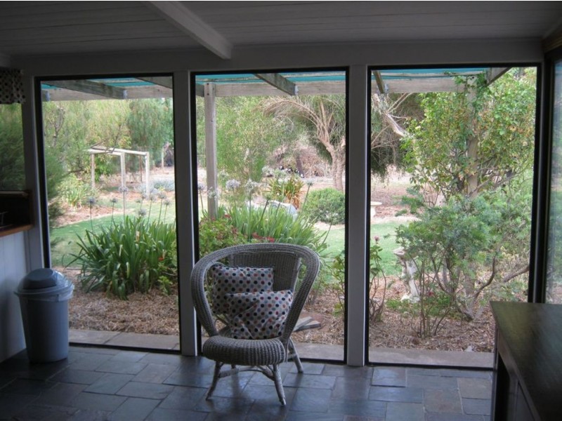 12 Elizabeth Street, Manoora SA 5414