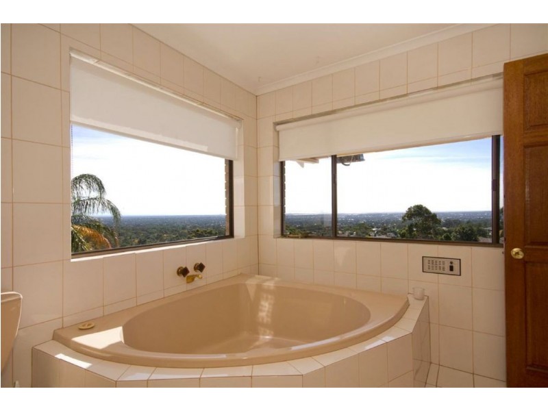 12 Woodhouse Crescent, Wattle Park SA 5066