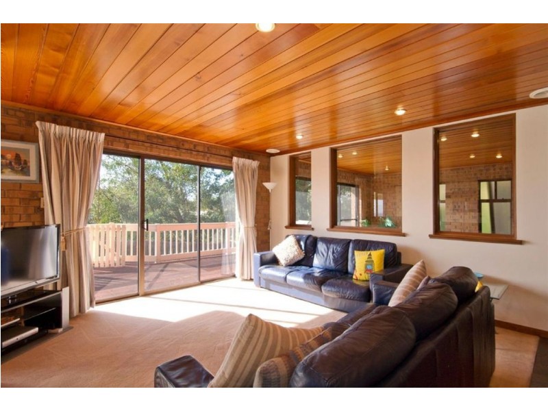 12 Woodhouse Crescent, Wattle Park SA 5066