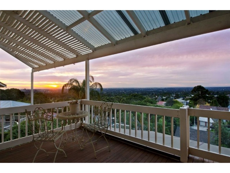 12 Woodhouse Crescent, Wattle Park SA 5066