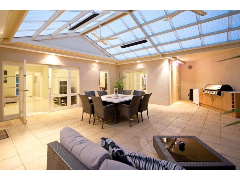 25 Kurralta Drive, Burnside SA 5066