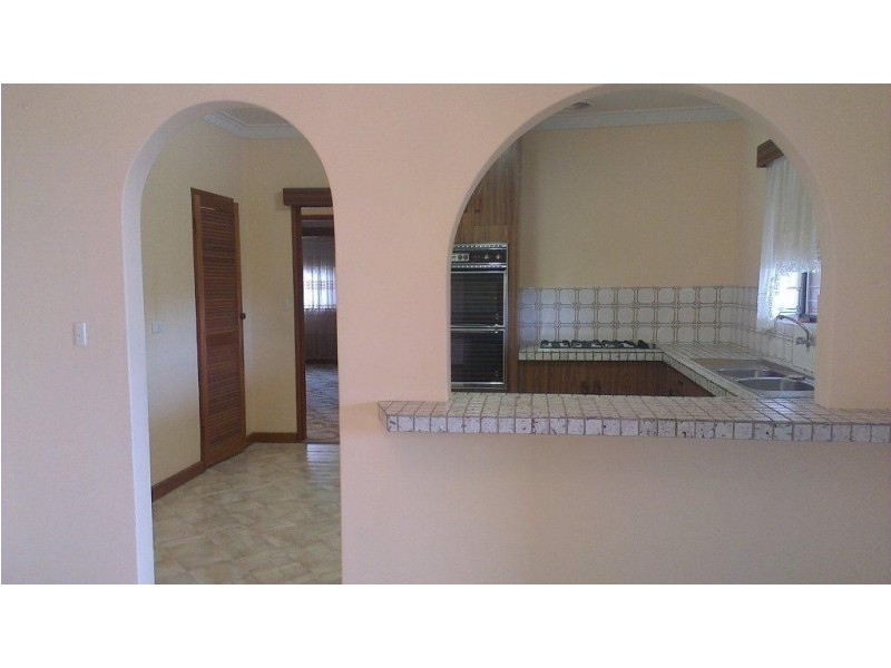 8 Giles Road, Rostrevor SA 5073