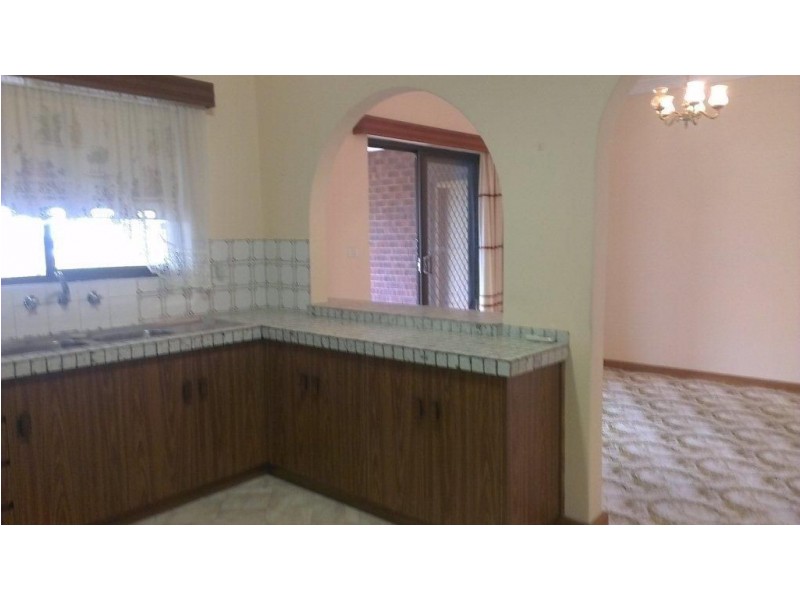 8 Giles Road, Rostrevor SA 5073