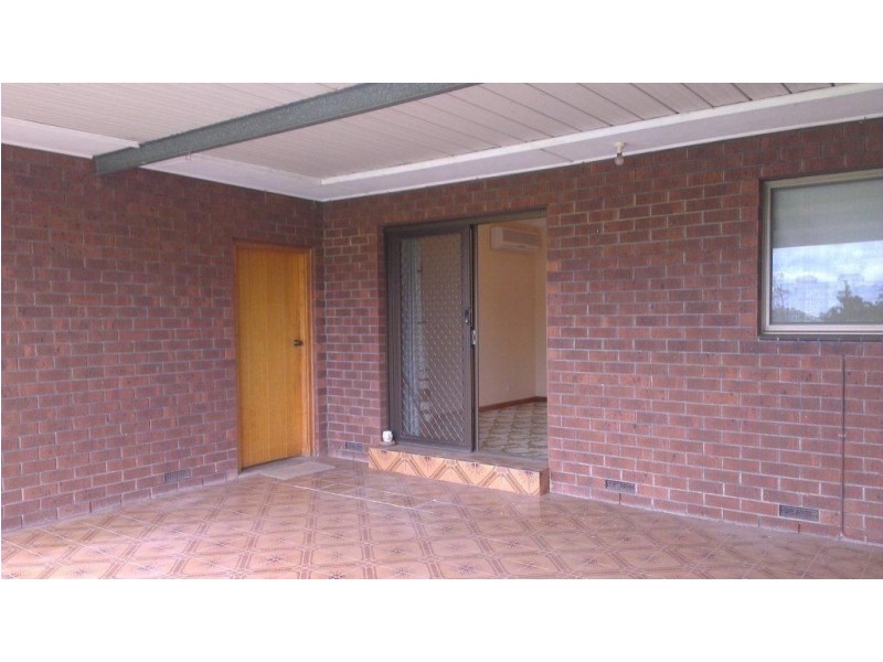 8 Giles Road, Rostrevor SA 5073