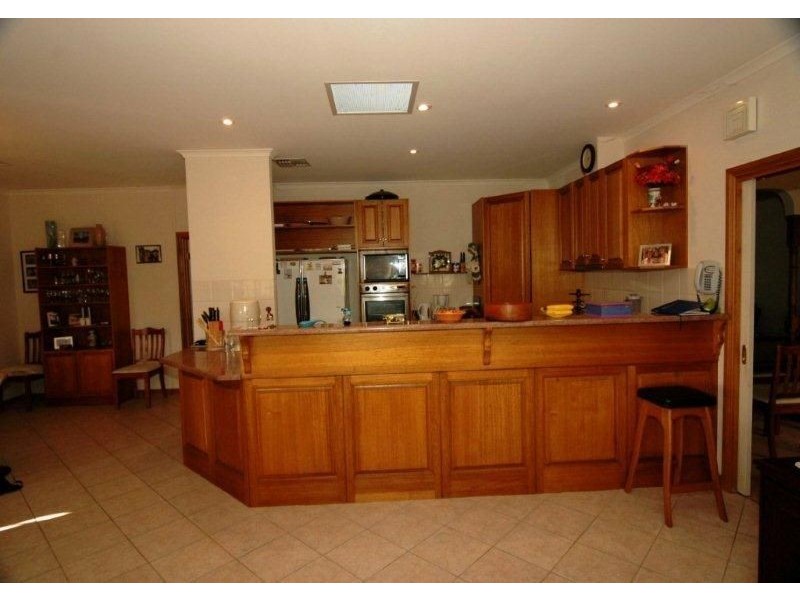 4 Apanina Way, Rostrevor SA 5073