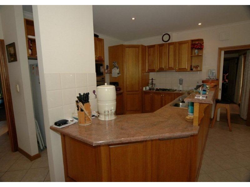 4 Apanina Way, Rostrevor SA 5073