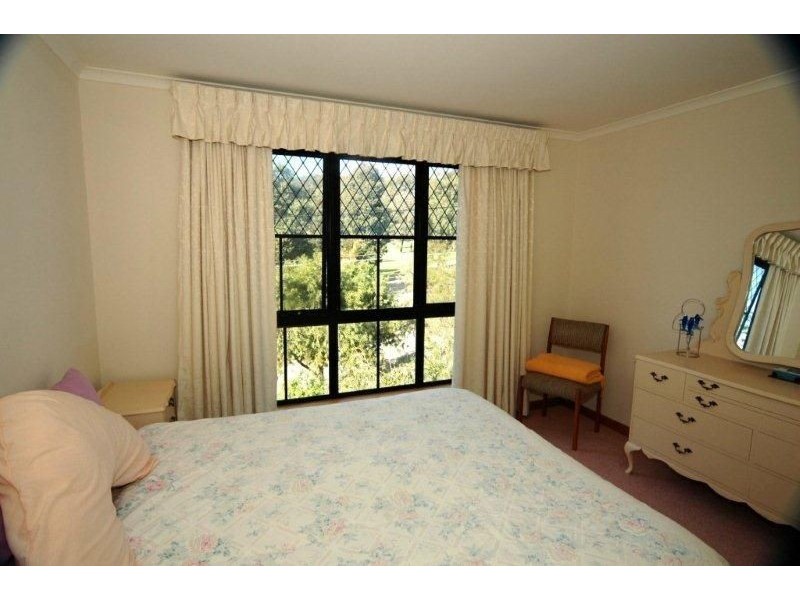 4 Apanina Way, Rostrevor SA 5073