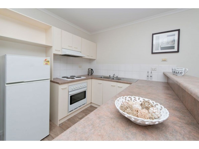 24/7 Eden Street, Adelaide SA 5000
