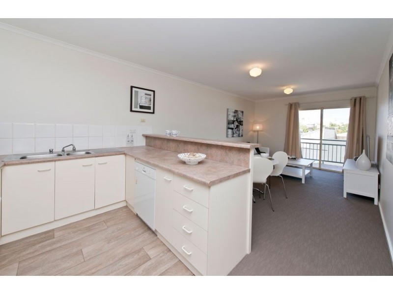 24/7 Eden Street, Adelaide SA 5000