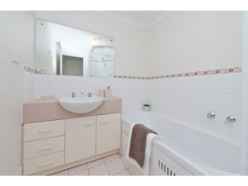 24/7 Eden Street, Adelaide SA 5000