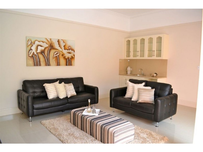 8B Martin Street, Glynde SA 5070