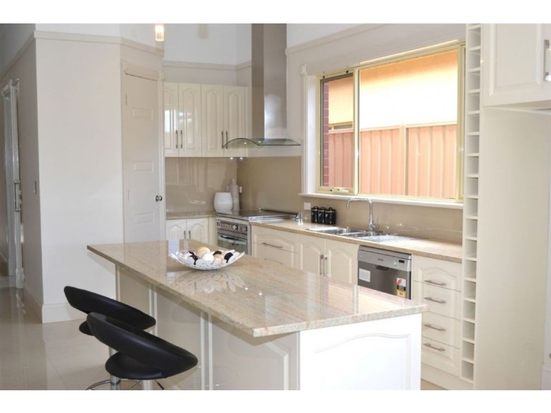 8B Martin Street, Glynde SA 5070