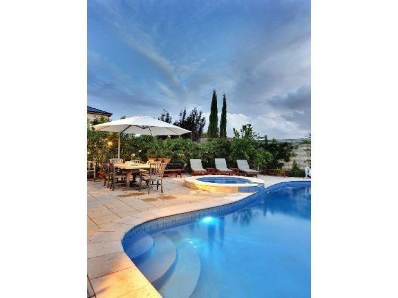 24 Gosfield Crescent, Hampstead Gardens SA 5086