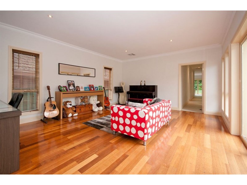 12 Caloroga Street, Wattle Park SA 5066