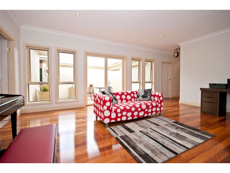 12 Caloroga Street, Wattle Park SA 5066