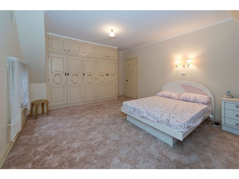 18 Caloroga Street, Wattle Park SA 5066