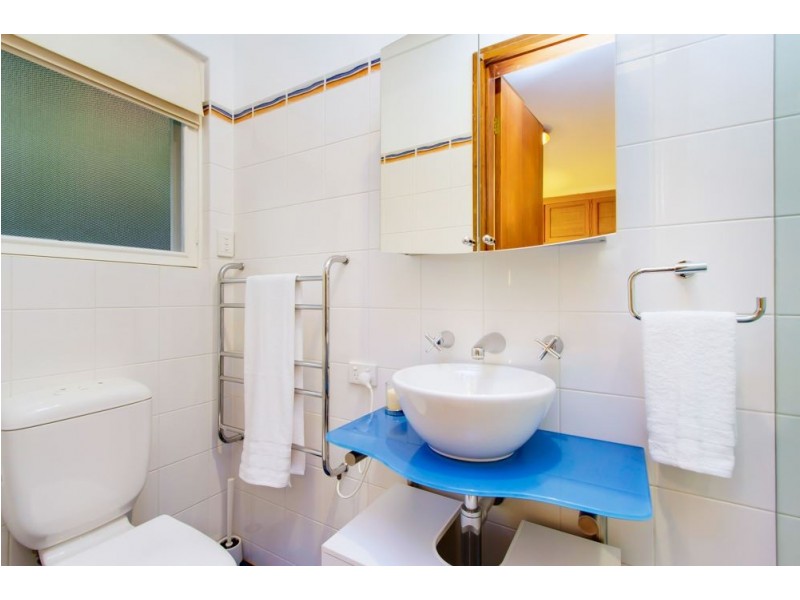 2 Grandview Ave, (adj Myrtle Bank), Urrbrae SA 5064