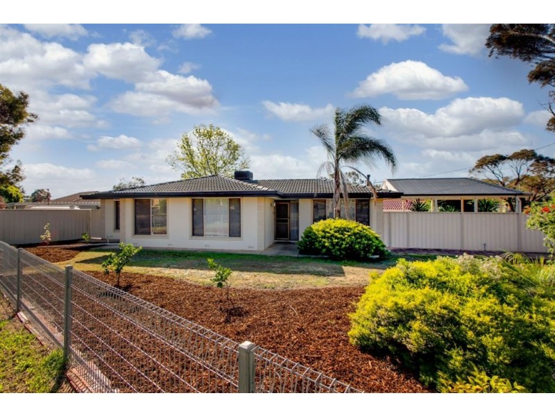 25 Lindsay Avenue, Valley View SA 5093