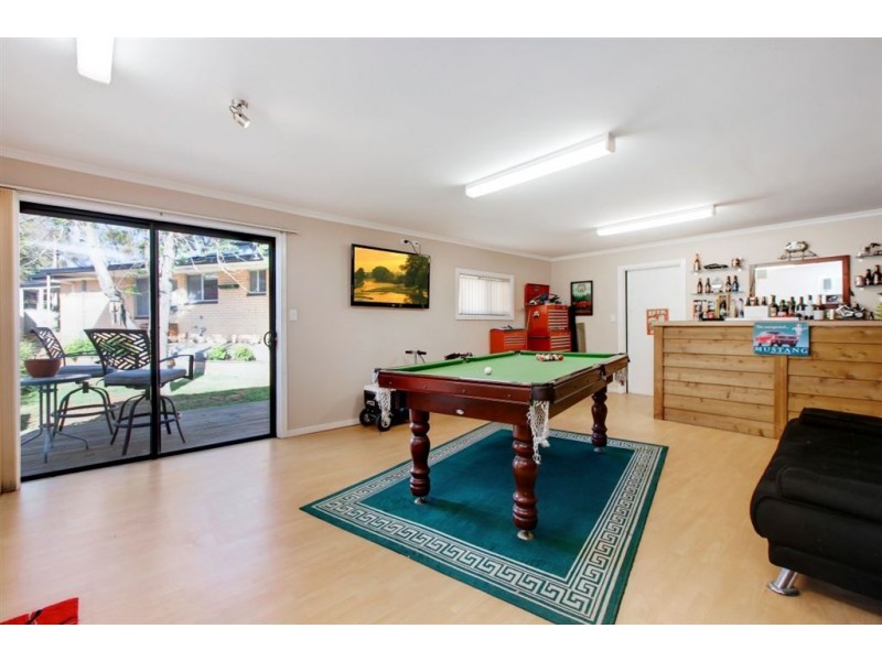 25 Lindsay Avenue, Valley View SA 5093