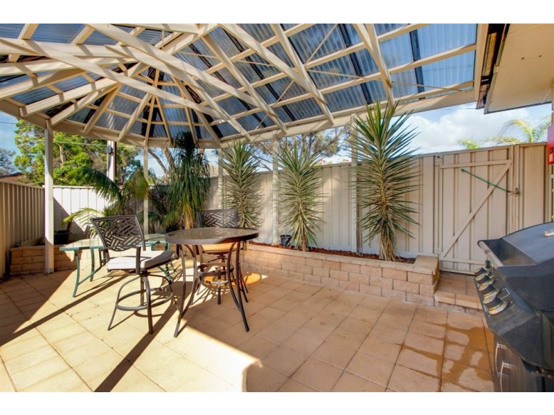 25 Lindsay Avenue, Valley View SA 5093