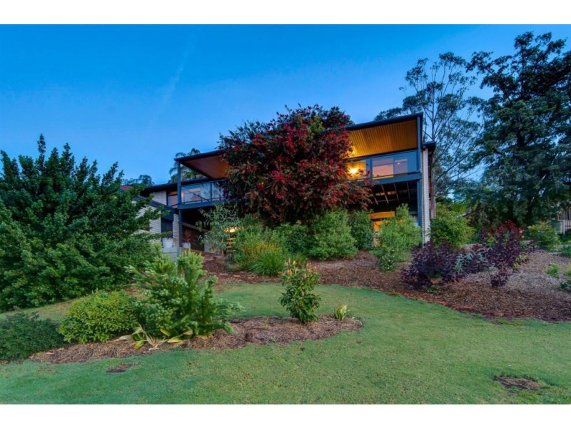 31 Woodhouse Crescent, Wattle Park SA 5066