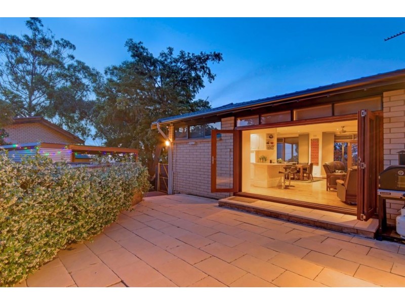 31 Woodhouse Crescent, Wattle Park SA 5066