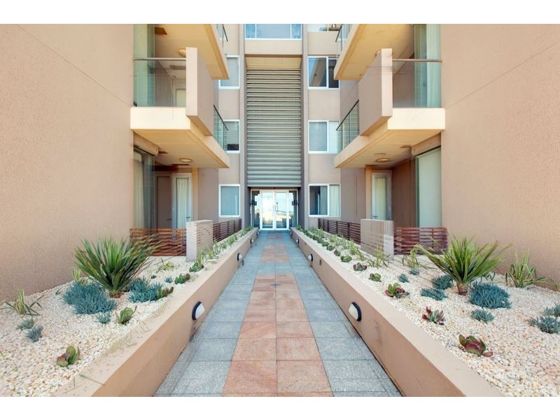 2.6/8-9 North Esplanade, Glenelg North SA 5045