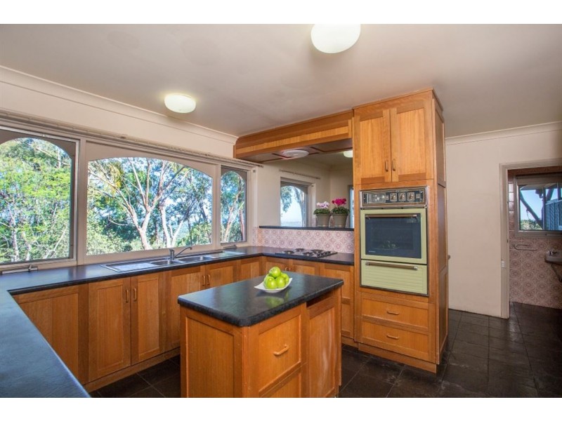 8 Tatiara Grove, Rostrevor SA 5073